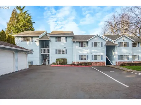 723 SE 60th Avenue Portland OR 97215