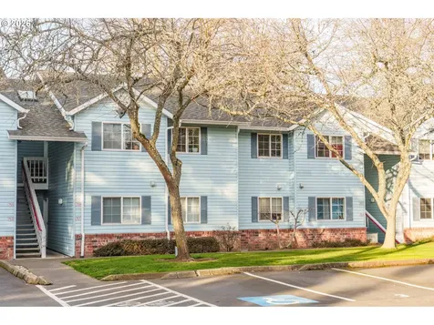 723 SE 60th Avenue Portland OR 97215