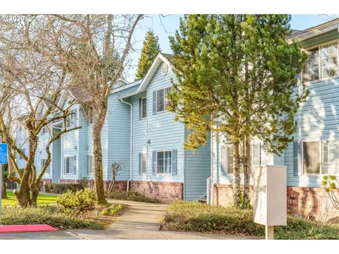 723 SE 60th Avenue Portland OR 97215