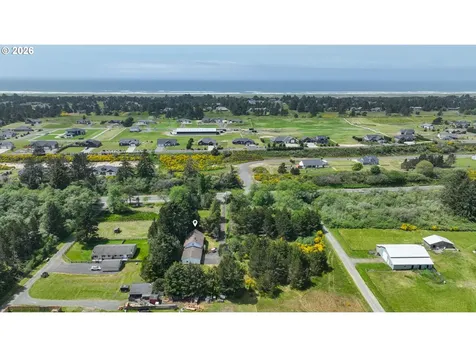 89235 Highway 101 Warrenton OR 97146