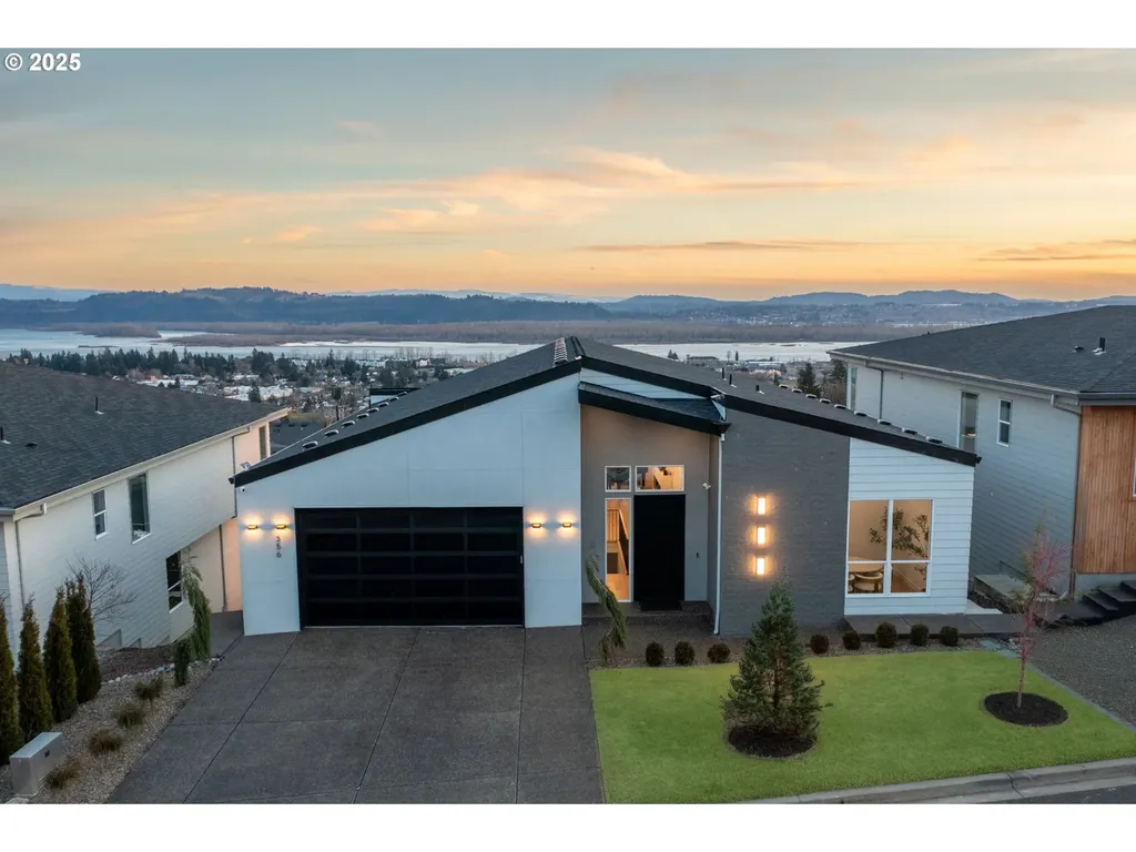 356 W W Street Washougal WA 98671