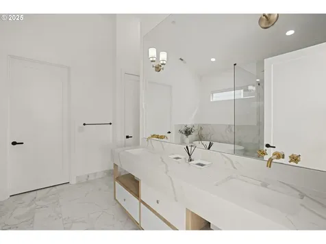 356 W W Street Washougal WA 98671
