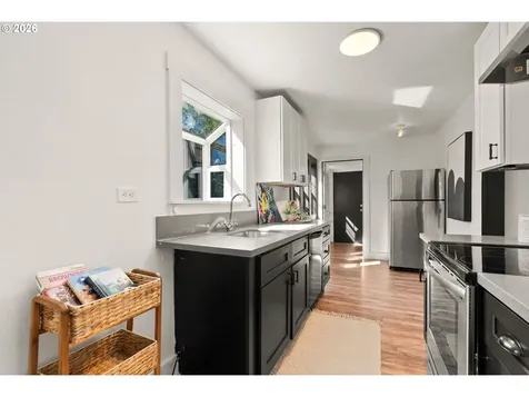 4115 NE 81st Avenue Portland OR 97218