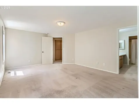 2191 SE 67th Avenue Hillsboro OR 97123