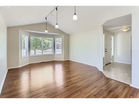 2191 SE 67th Avenue Hillsboro OR 97123