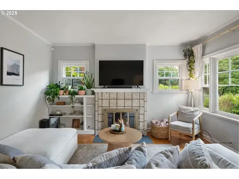 4534 NE 35th Avenue Portland OR 97211