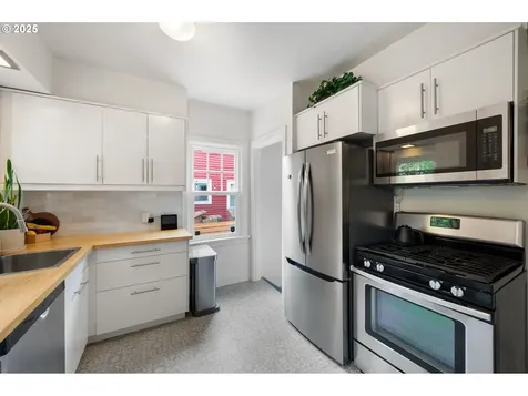 4534 NE 35th Avenue Portland OR 97211