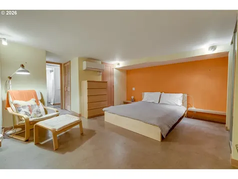 2234 NW Johnson Street Portland OR 97210
