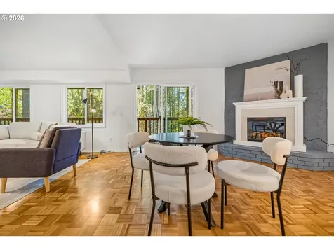 4937 SW Humphrey Park Road Portland OR 97221