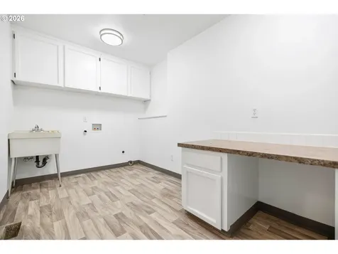 4937 SW Humphrey Park Road Portland OR 97221
