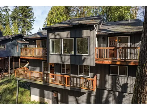 4937 SW Humphrey Park Road Portland OR 97221
