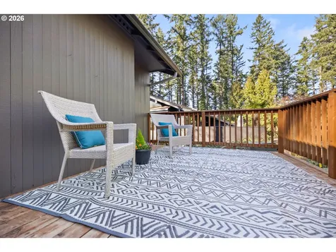 4937 SW Humphrey Park Road Portland OR 97221