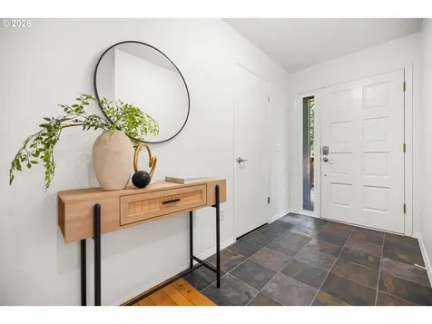 4937 SW Humphrey Park Road Portland OR 97221