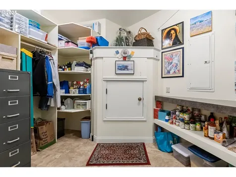 1415 Barber Drive Eugene OR 97405