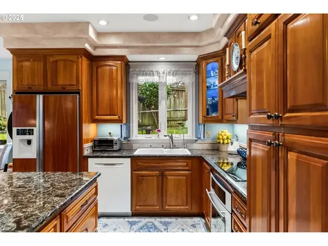 1415 Barber Drive Eugene OR 97405