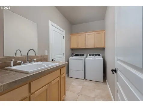2630 NE 45th Street Lincoln City OR 97367
