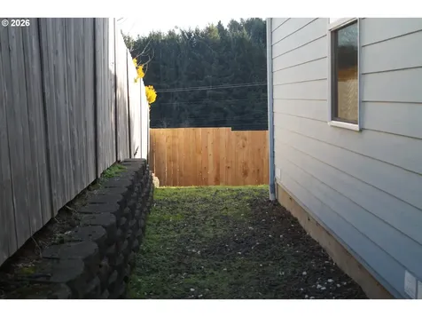 2630 NE 45th Street Lincoln City OR 97367