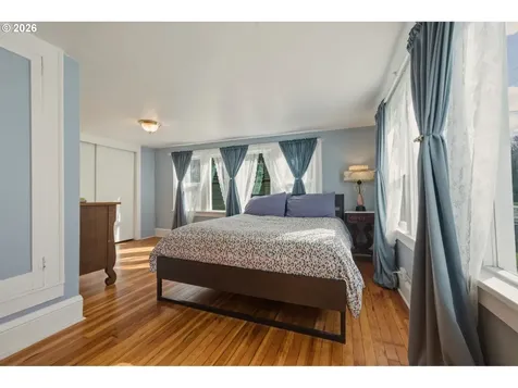 6220 NE 42nd Avenue Portland OR 97218