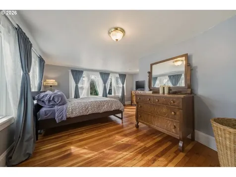 6220 NE 42nd Avenue Portland OR 97218