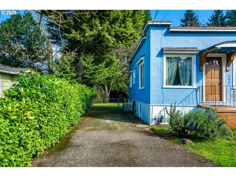 6220 NE 42nd Avenue Portland OR 97218