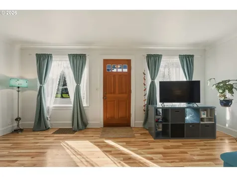 6220 NE 42nd Avenue Portland OR 97218