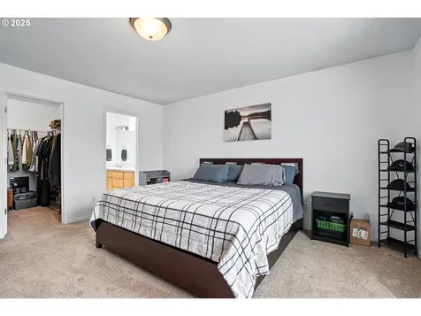 2137 N Q Street Washougal WA 98671