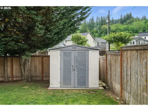 2137 N Q Street Washougal WA 98671