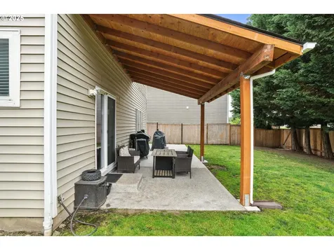 2137 N Q Street Washougal WA 98671