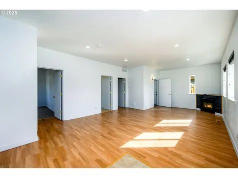 5312 NE Lucky Gap Street Newport OR 97365