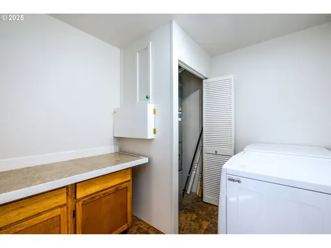 5312 NE Lucky Gap Street Newport OR 97365
