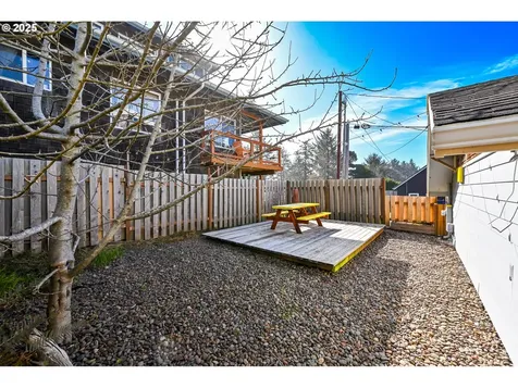 5312 NE Lucky Gap Street Newport OR 97365