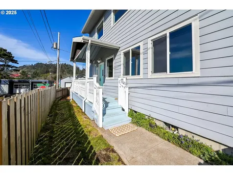 5312 NE Lucky Gap Street Newport OR 97365