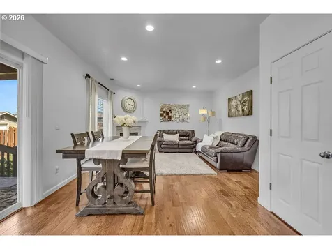 1149 Dahlia Street Woodburn OR 97071