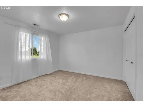 1149 Dahlia Street Woodburn OR 97071