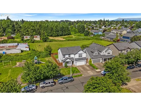 1149 Dahlia Street Woodburn OR 97071