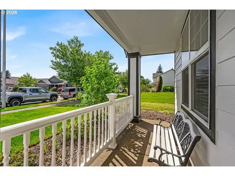 1149 Dahlia Street Woodburn OR 97071