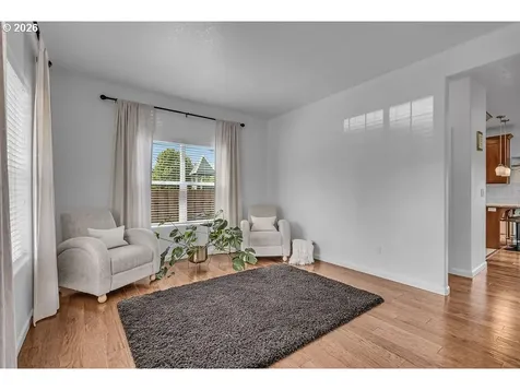 1149 Dahlia Street Woodburn OR 97071