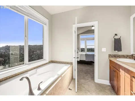 13657 SE Mountain Crest Drive Happy Valley OR 97086