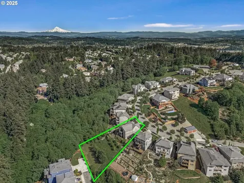 13657 SE Mountain Crest Drive Happy Valley OR 97086