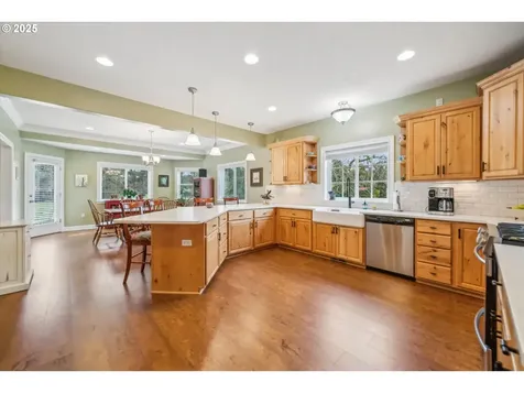 16567 Memory Lane Oregon City OR 97045