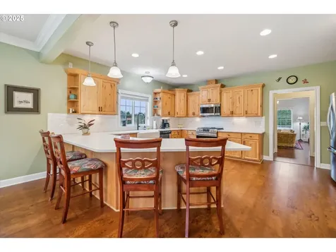 16567 Memory Lane Oregon City OR 97045