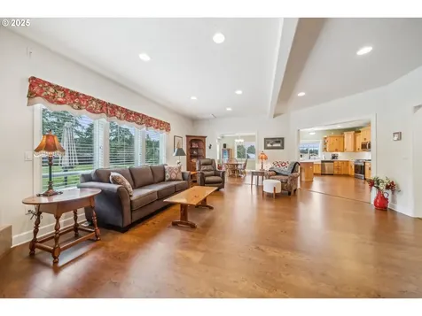 16567 Memory Lane Oregon City OR 97045