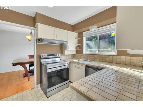 1001 SE 130th Avenue Portland OR 97233