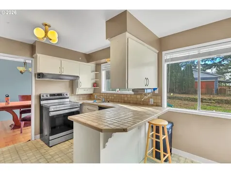 1001 SE 130th Avenue Portland OR 97233