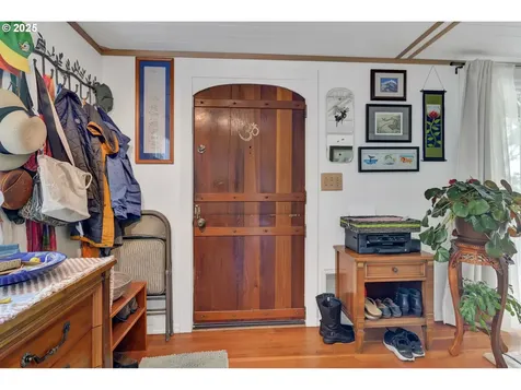 2695 Kincaid Street Eugene OR 97405