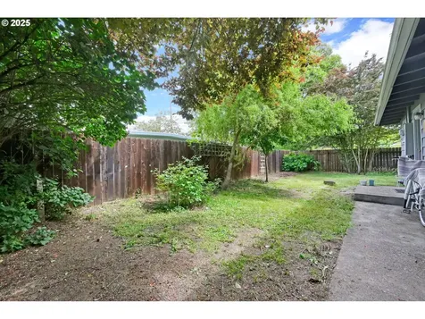 2695 Kincaid Street Eugene OR 97405