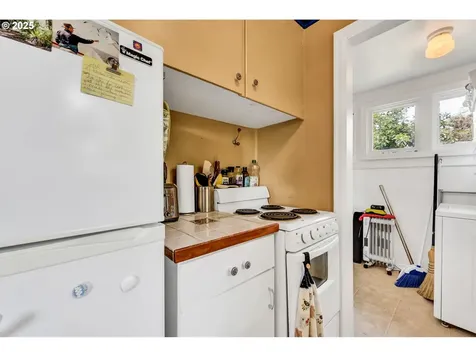 2695 Kincaid Street Eugene OR 97405