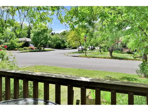 2695 Kincaid Street Eugene OR 97405