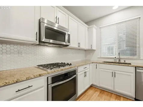 14231 SW Walnut Creek Court Portland OR 97223