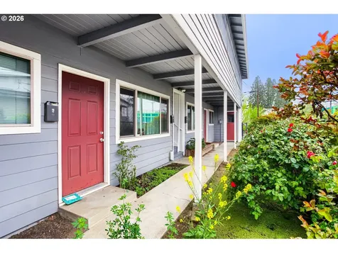 7555 N Portsmouth Avenue Portland OR 97203